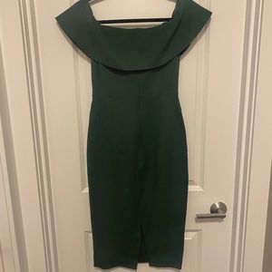 Aritizia Babaton Ruslan Dress - Green, size 6